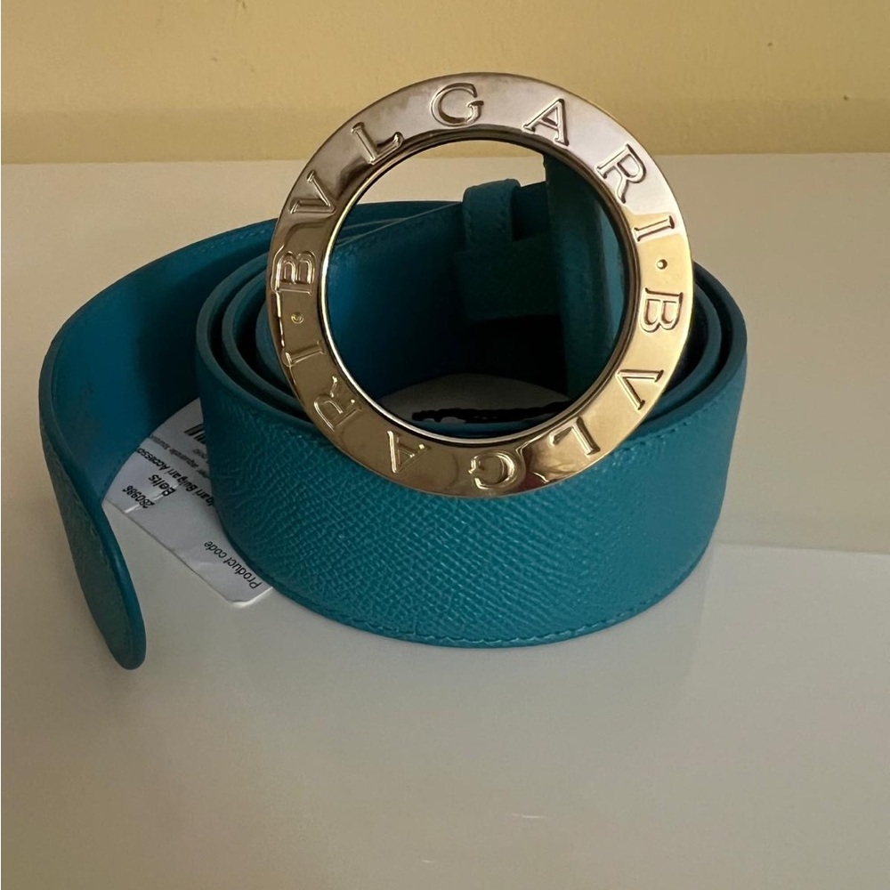 BVLGARI has letters on a circle!
